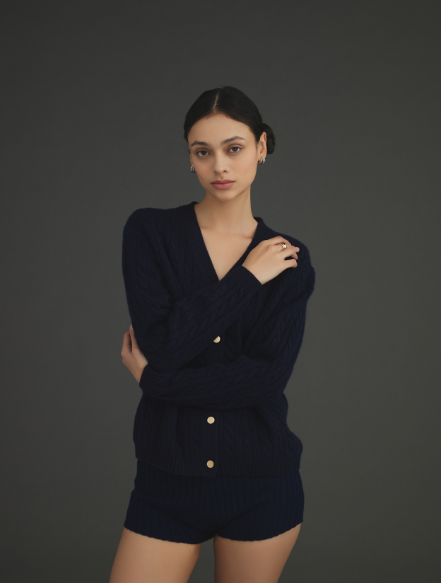 캐시미어 꽈배기가디건 네이비